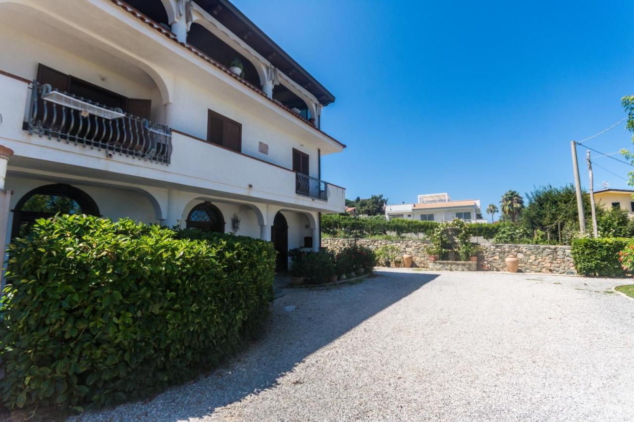 Villa Pomelia Santa Domenica  Exteriér fotografie